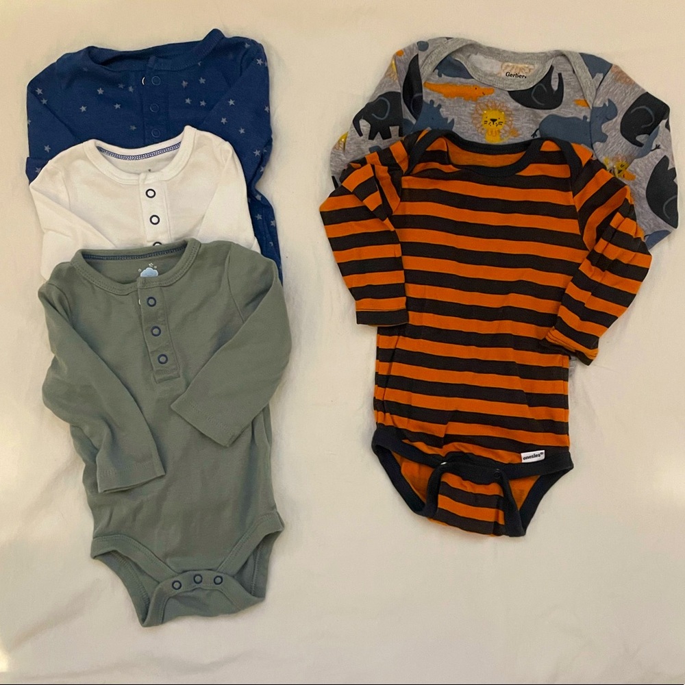 5 onesies EUC